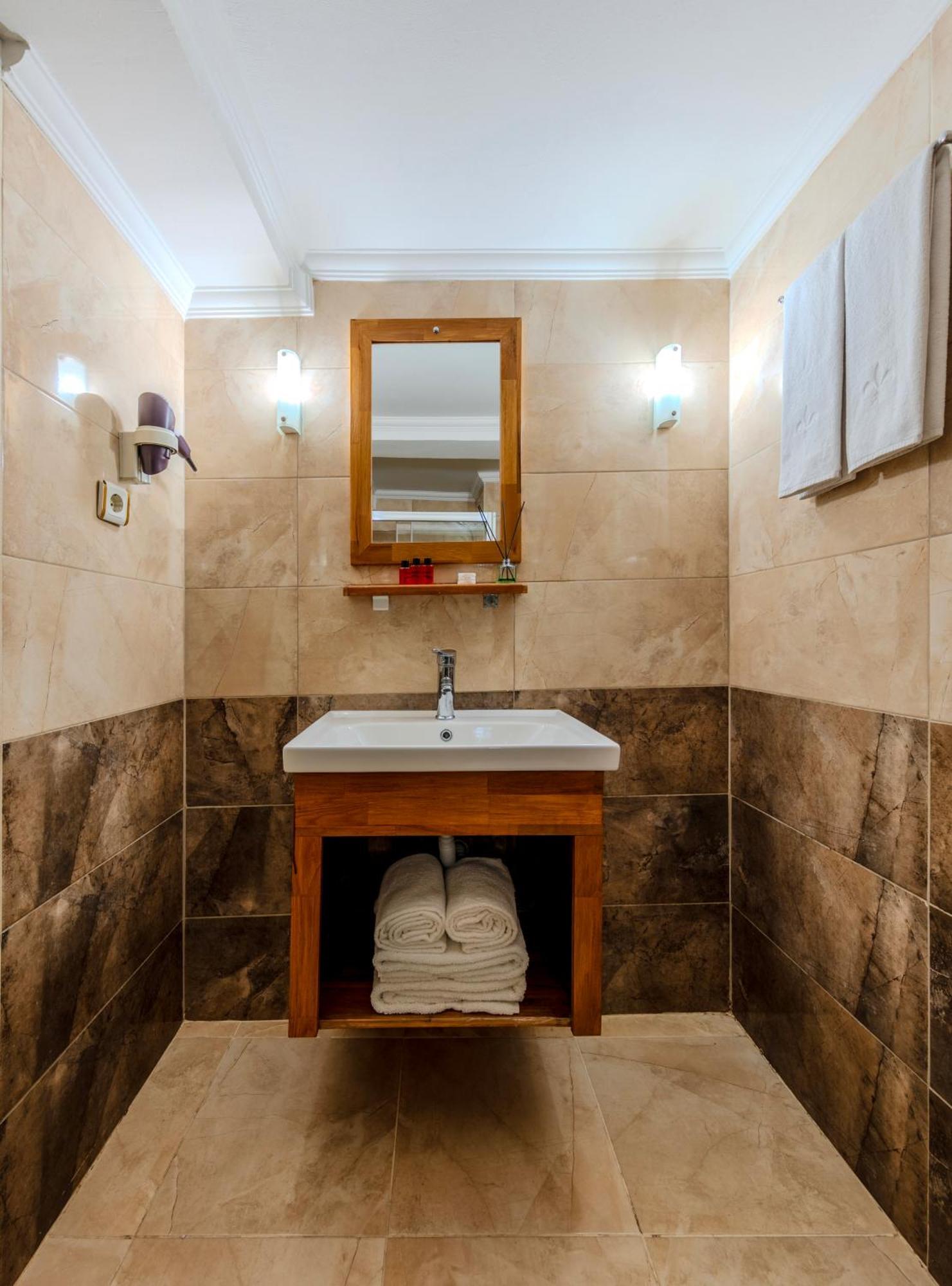 Hamit Hotel Istanbul Ngoại thất bức ảnh